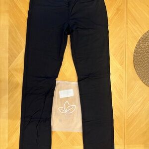 Black Slim Fit Leggings for Everyday Comfort